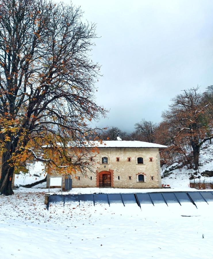 A Pousada Forte Di Machaby Arnad Exterior foto